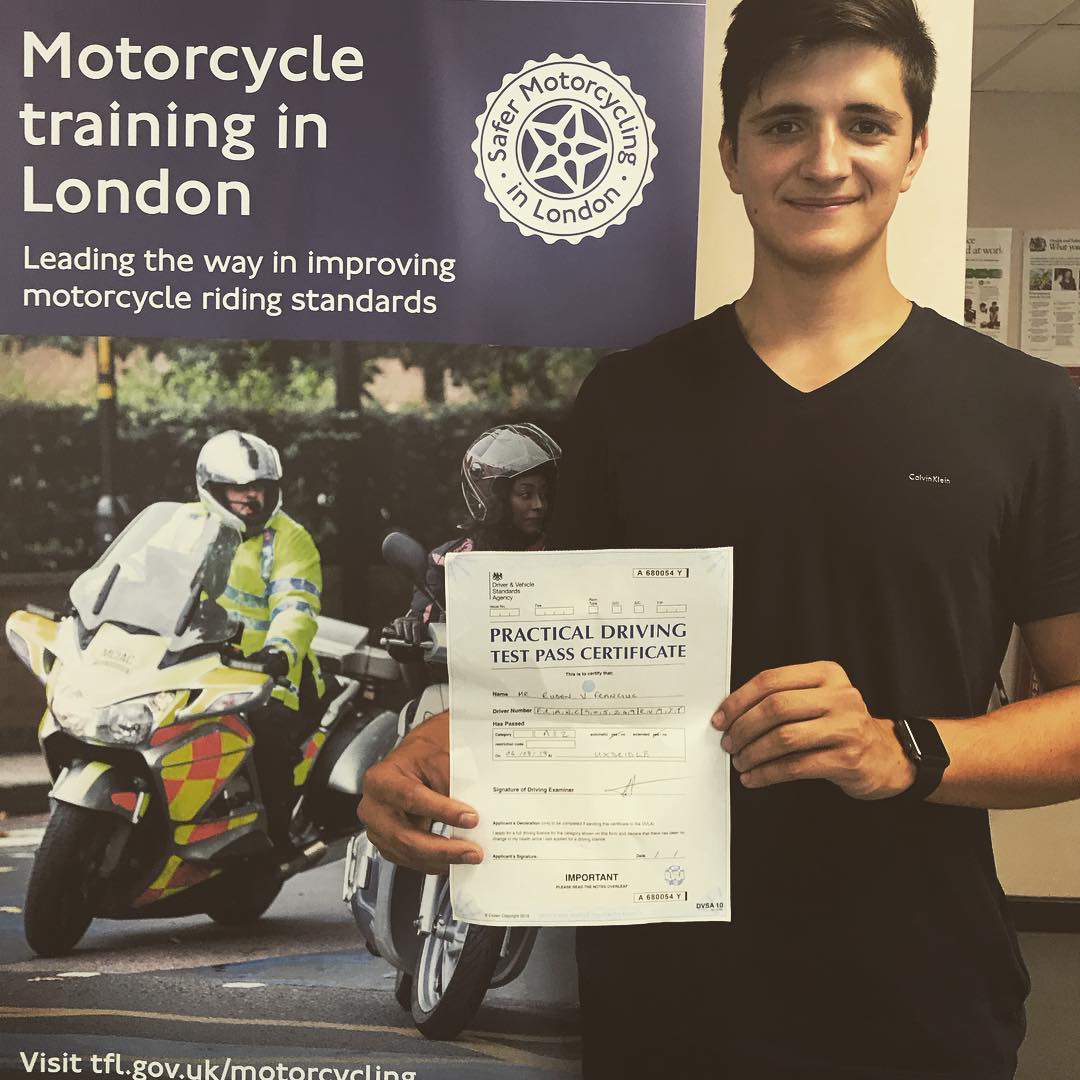 Tirar Carteira de Moto em Londres